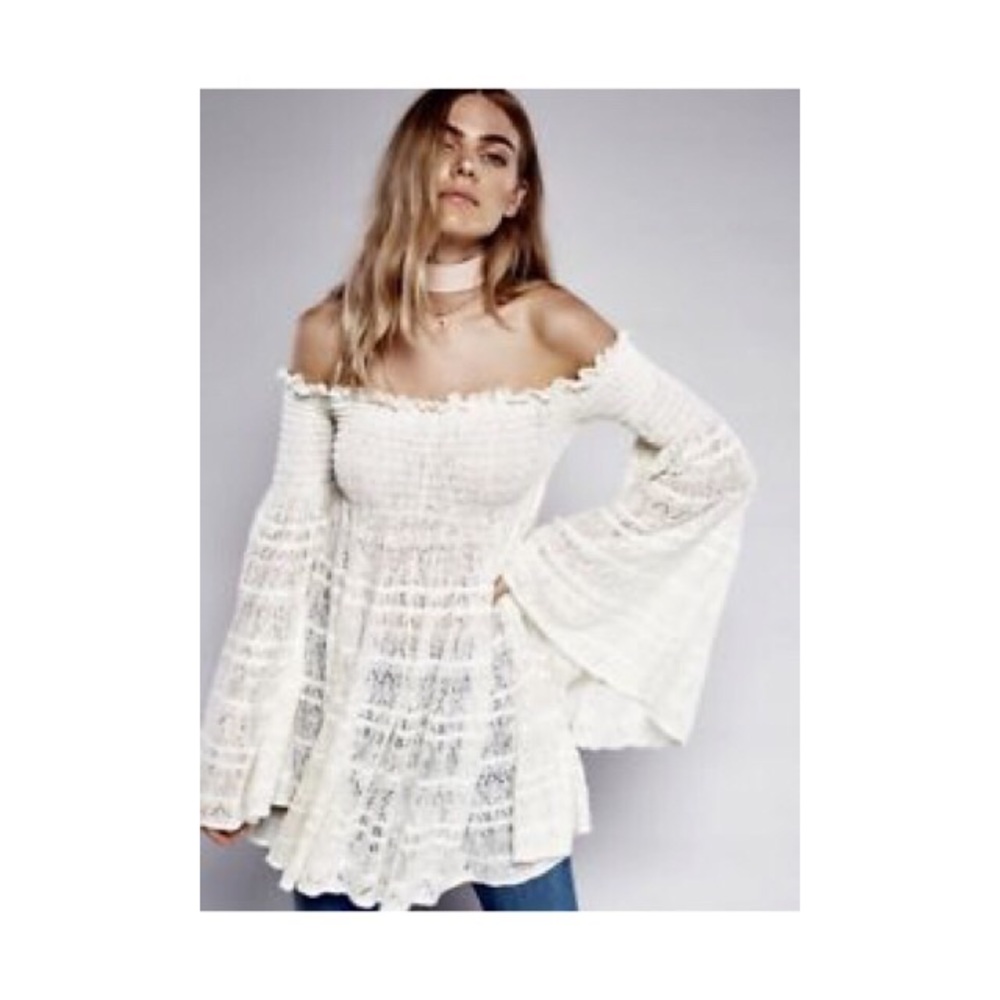 Free People (BLACK) bell sleeve tunic